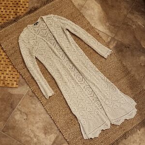 Freshman White Long Sleeve Knit Cardigan